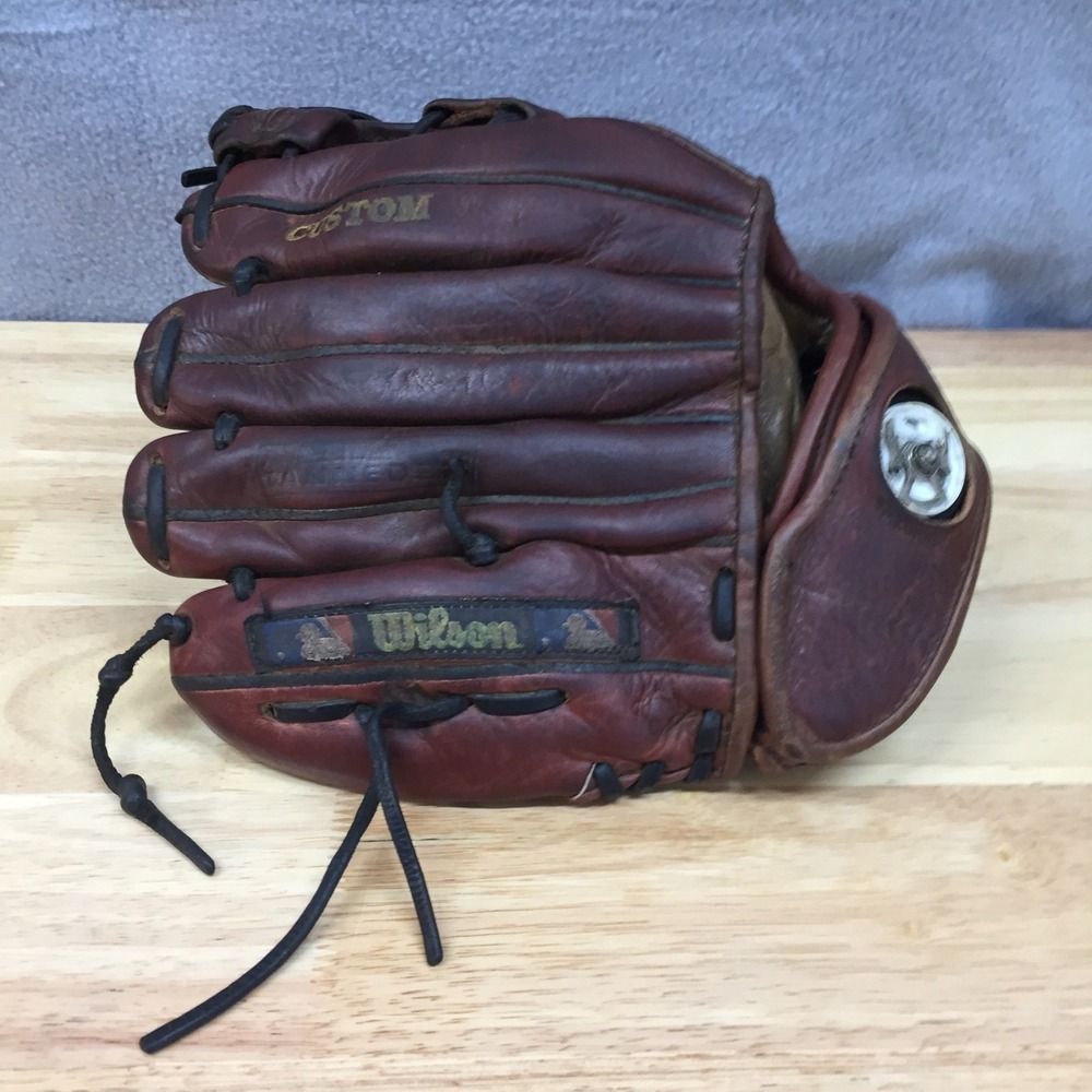 Wilson A2070 CF1 Custom Fit Baseball Glove Brown Leather Right Hand Throw MLB
